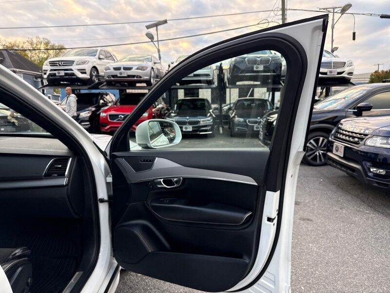2016 Volvo XC90 XC90 T6 R-Design AWD w/ Vision Package Arlington VA