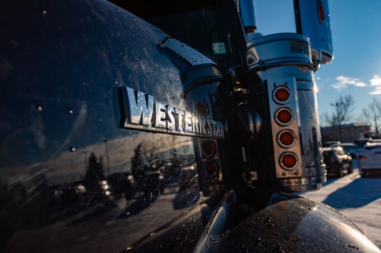 2016 Western Star 4900 SB Tridrive S/S TC407 Tremcar Tank Truck Red Deer AB