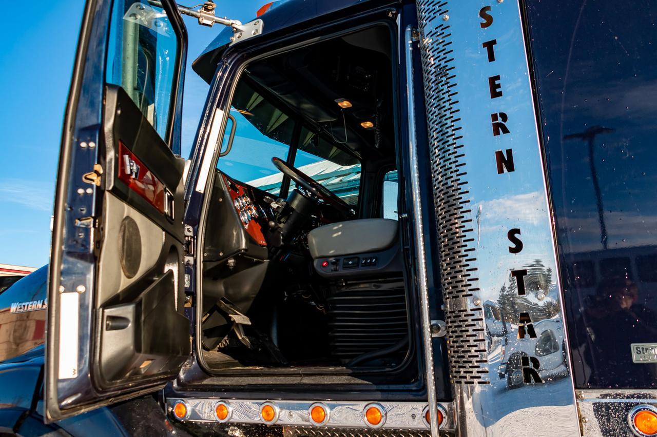 2016 Western Star 4900 SB Tridrive S/S TC407 Tremcar Tank Truck Red Deer AB