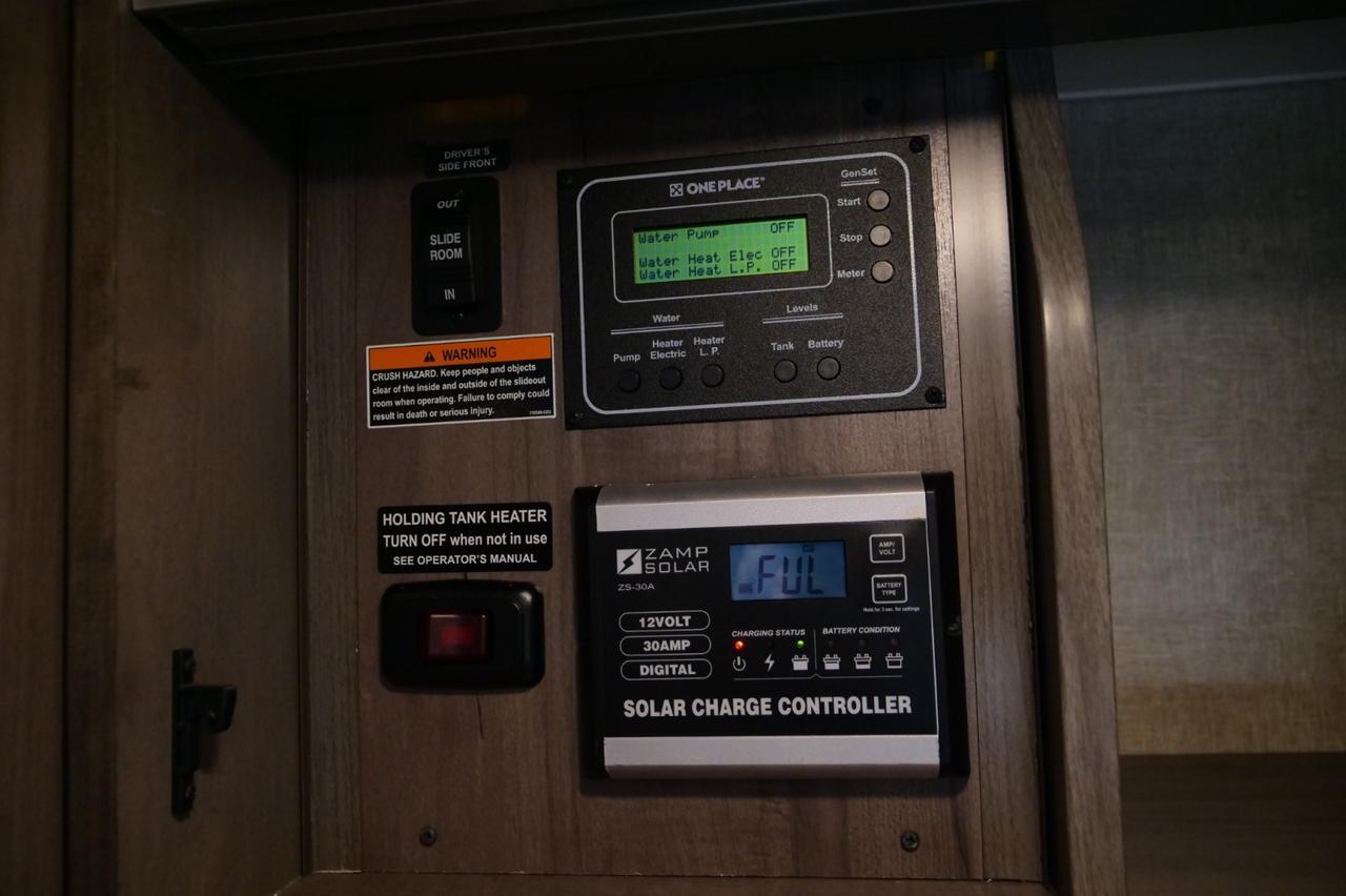 2016 Winnebago Fuse 23A / Diesel / 30 Hours on Generator! Lincolnton NC