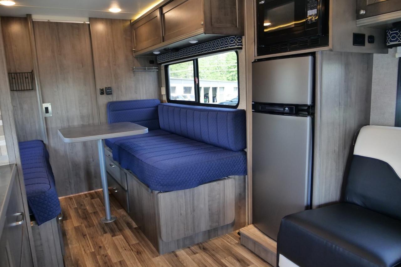 2016 Winnebago Fuse 23A / Diesel / 30 Hours on Generator! Lincolnton NC
