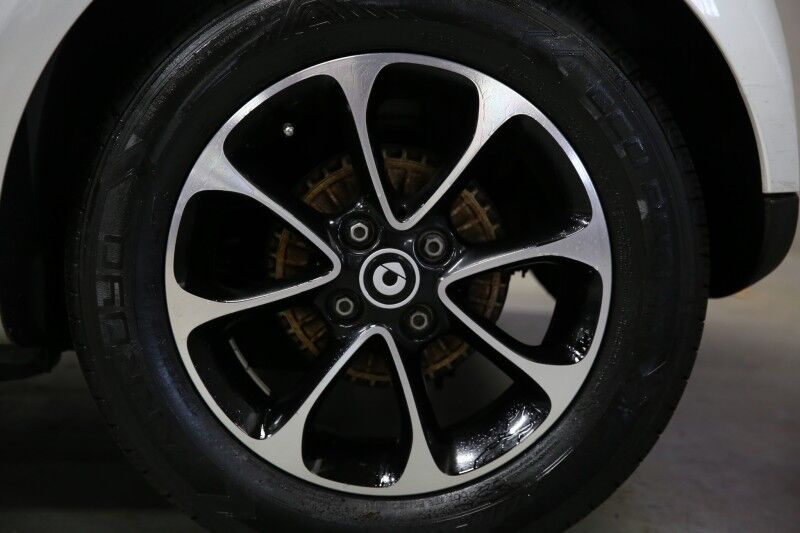 2016 smart fortwo Passion Plainview NY