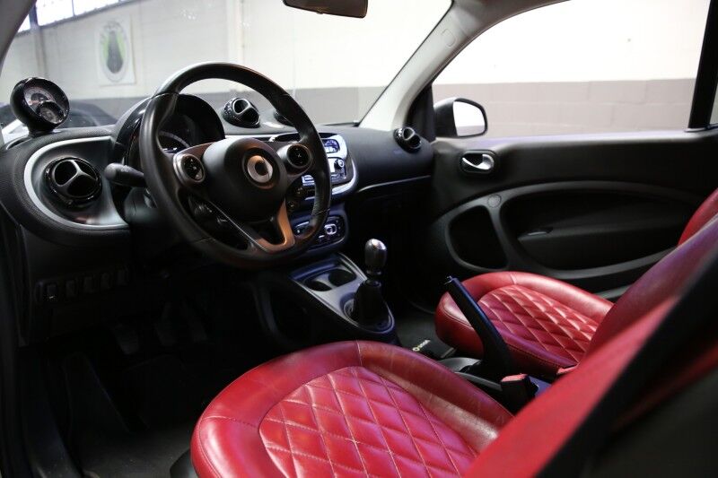 2016 smart fortwo Passion Plainview NY