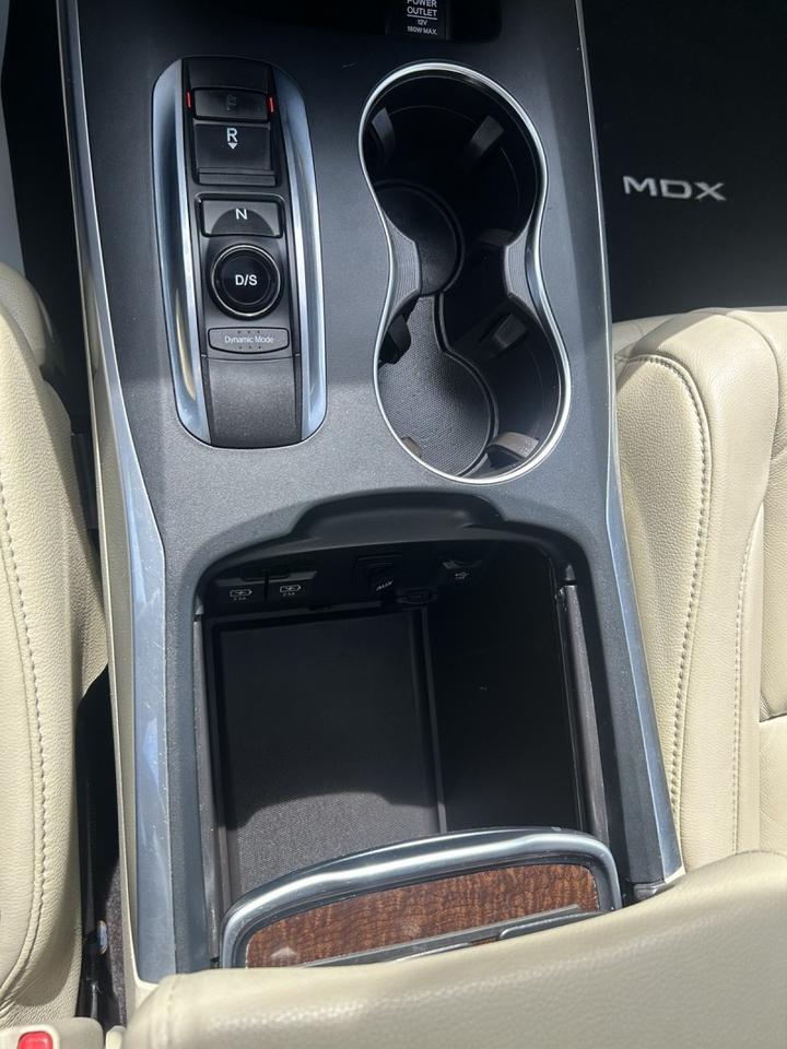 2017 Acura MDX - LOCAL TRADE IN - GOOD SERVICE HISTORY Whitinsville MA