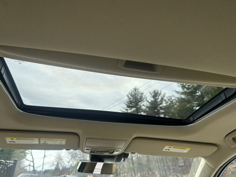 2017 Acura MDX - LOCAL TRADE IN - GOOD SERVICE HISTORY Whitinsville MA