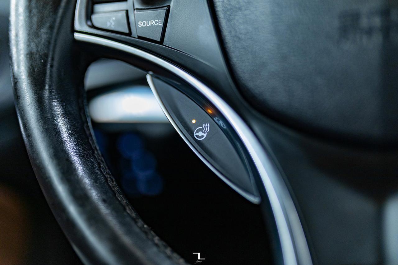 2017 Acura MDX SH-AWD Nav Pkg Leather Roof BCam Red Deer AB