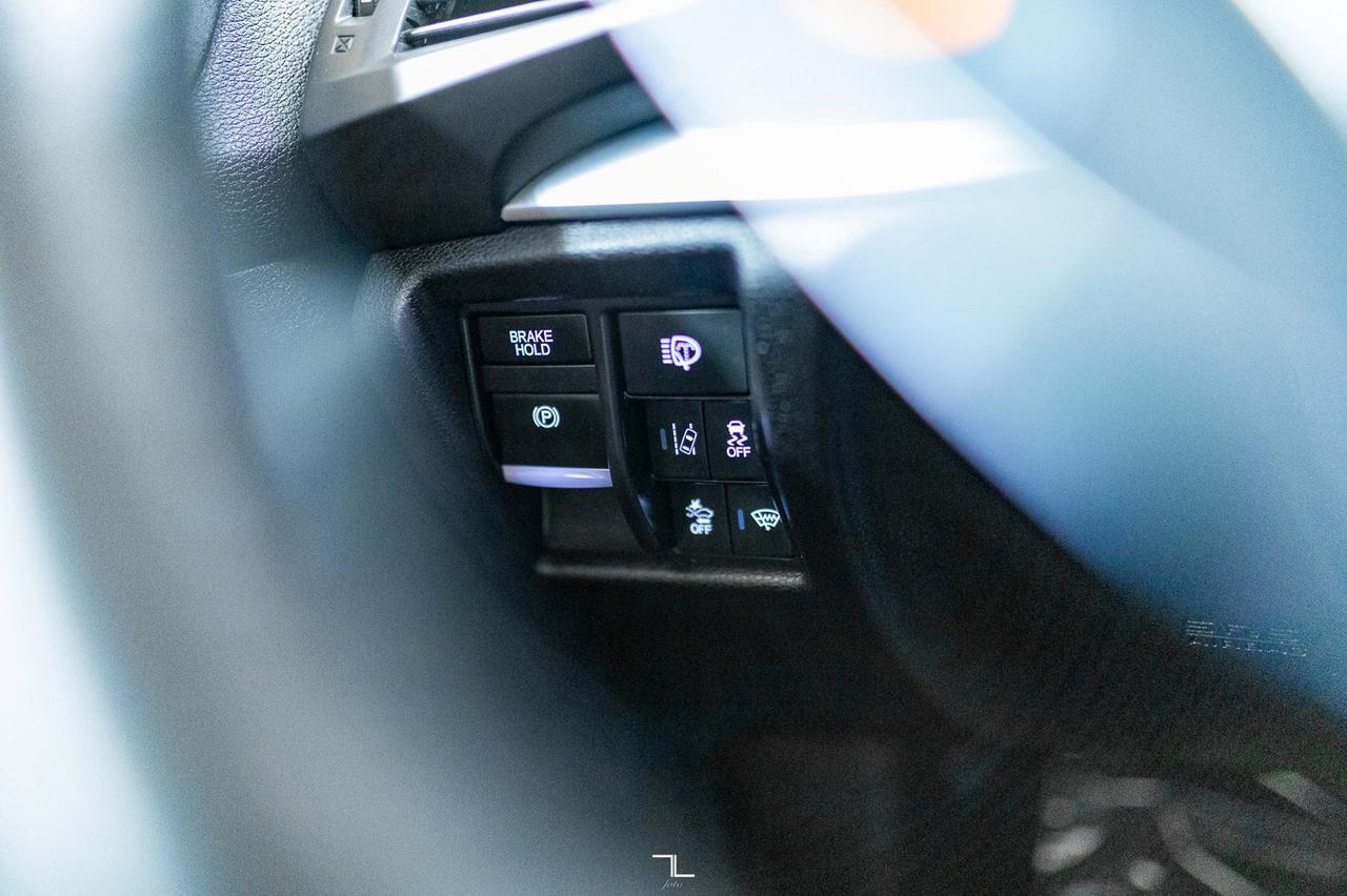 2017 Acura MDX SH-AWD Nav Pkg Leather Roof BCam Red Deer AB