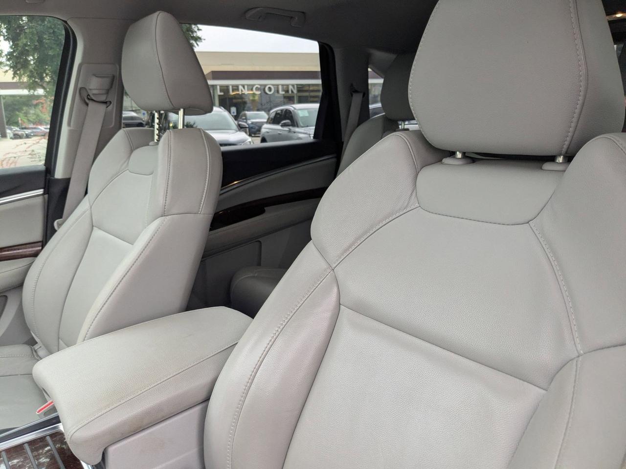 2017 Acura MDX w/Technology Pkg