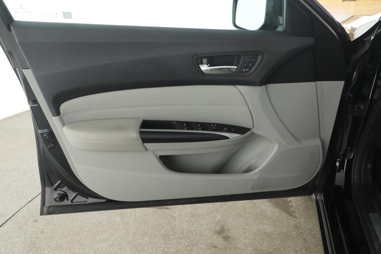 2017 Acura TLX BASE New Braunfels TX