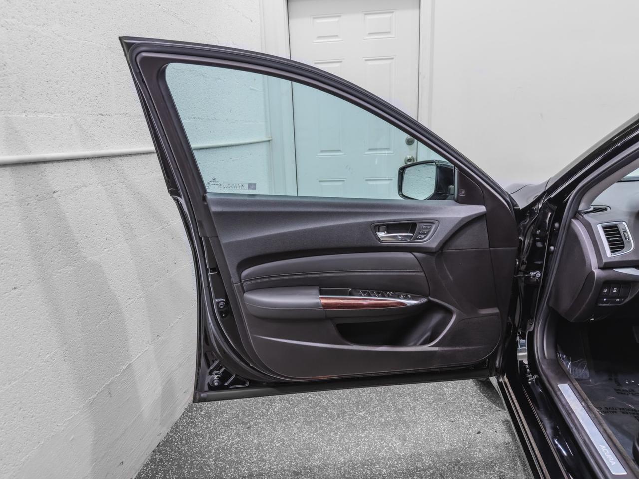 2017 Acura TLX w/Technology Pkg Tallmadge OH