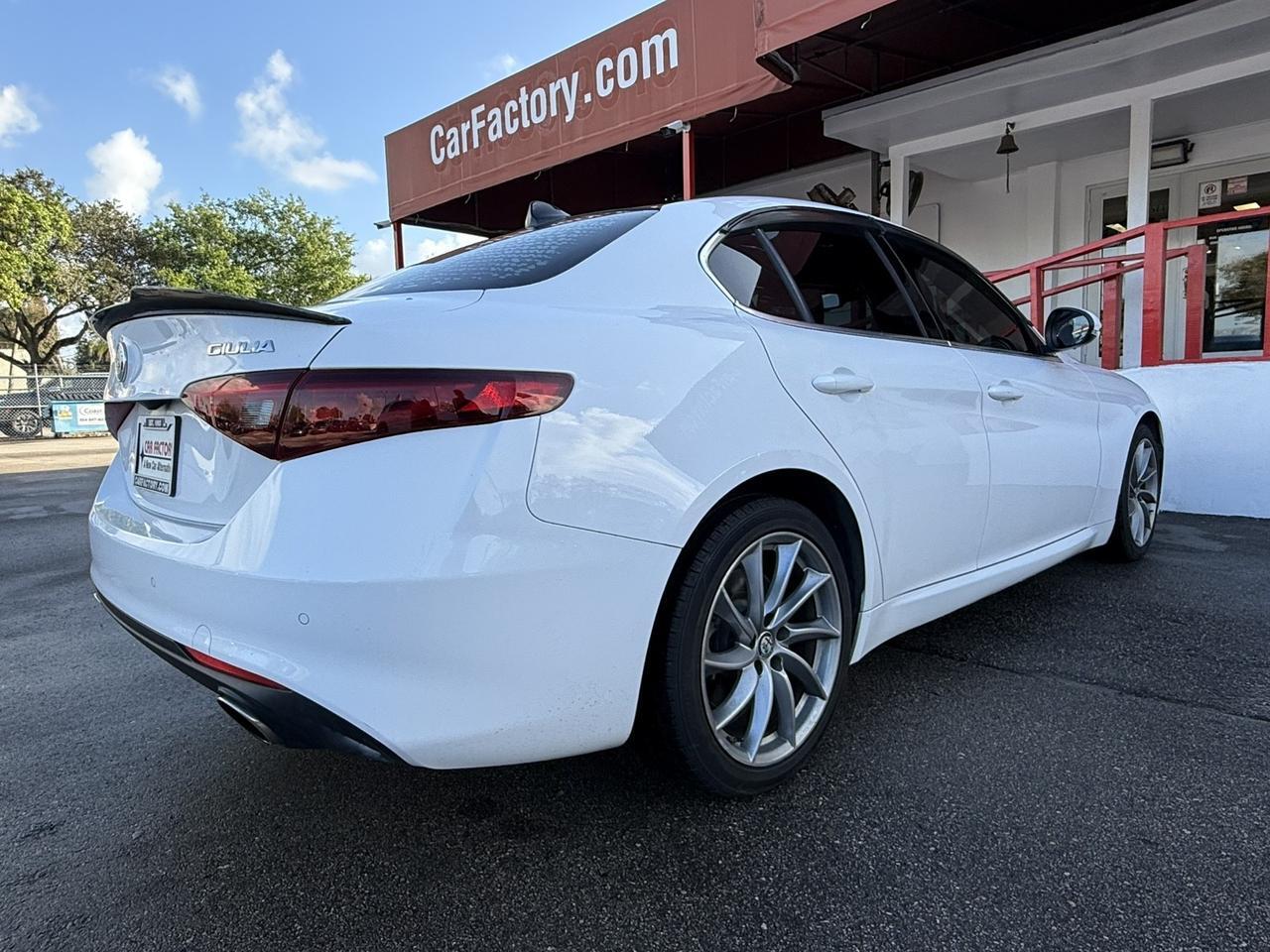 2017 Alfa Romeo Giulia Hollywood FL