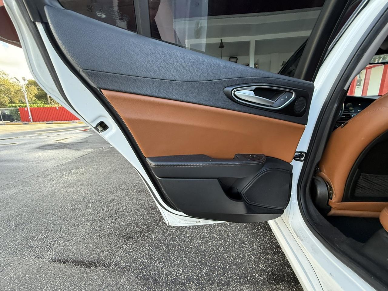 2017 Alfa Romeo Giulia Hollywood FL