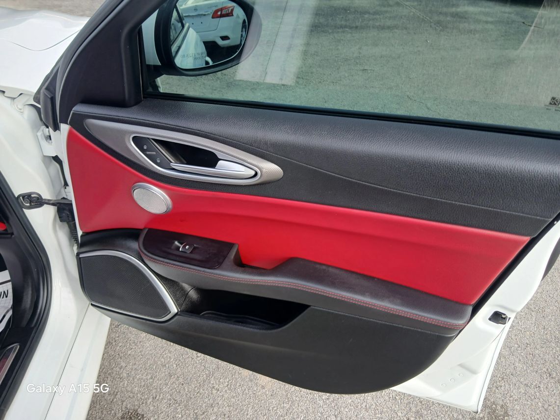 2017 Alfa Romeo Giulia Ti Sedan 4D Maitland FL