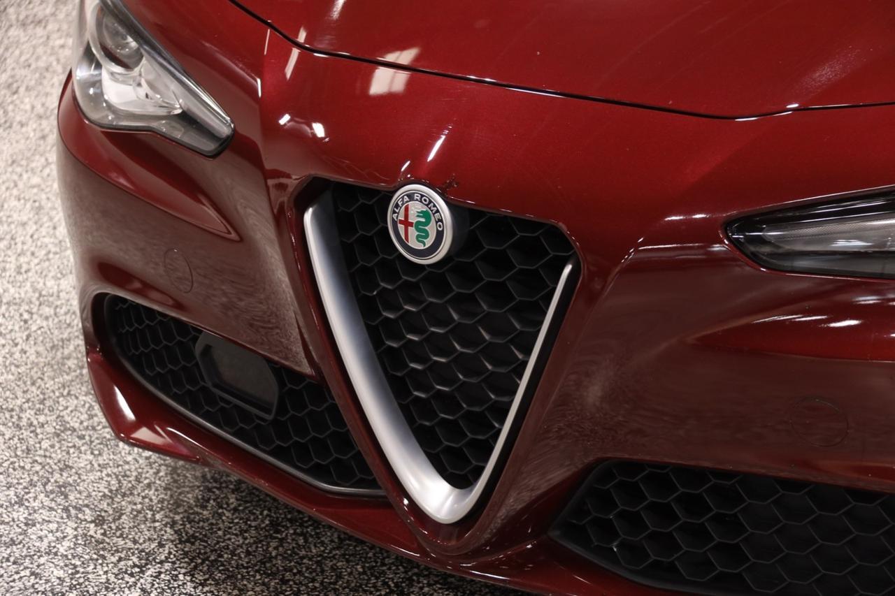 2017 Alfa Romeo Giulia w/Navigation 4dr Sedan Skokie IL