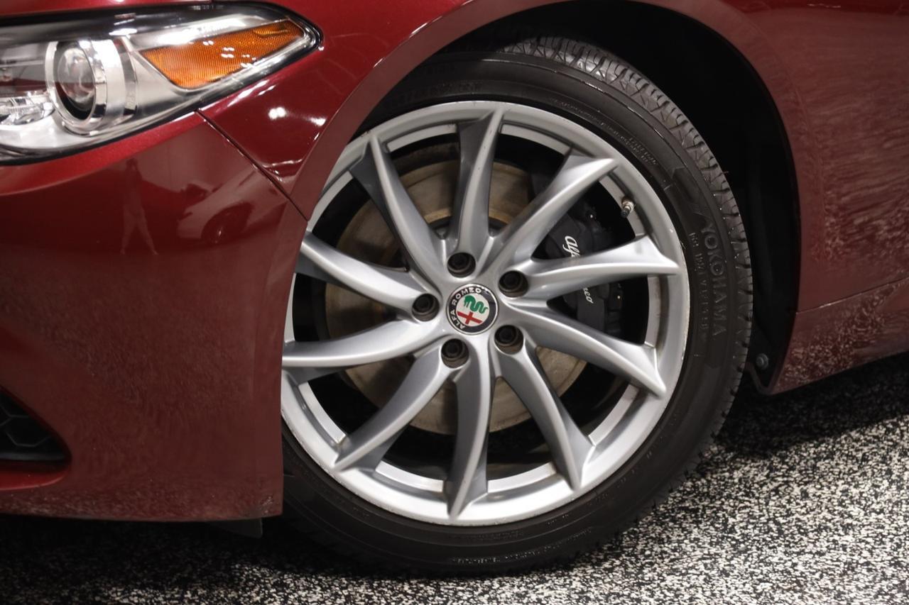 2017 Alfa Romeo Giulia w/Navigation 4dr Sedan Skokie IL