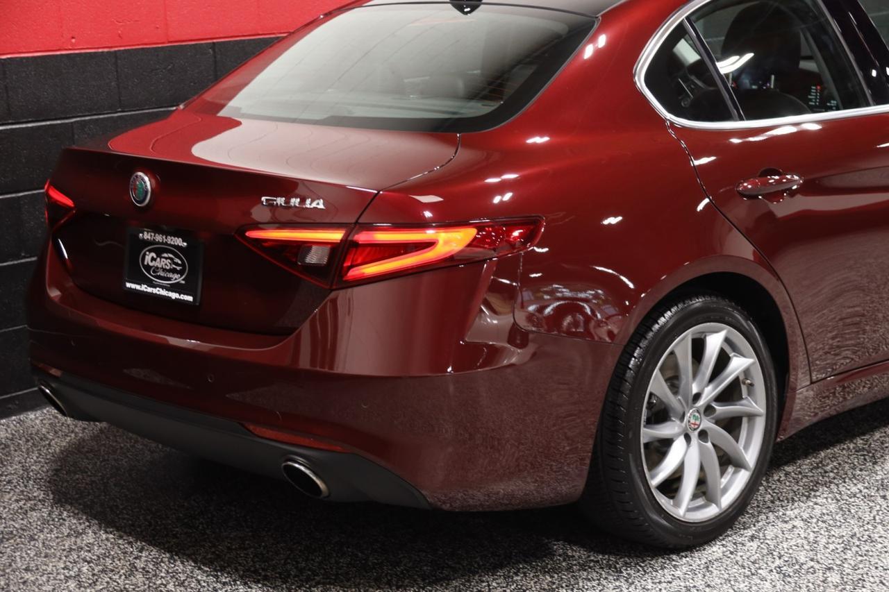 2017 Alfa Romeo Giulia w/Navigation 4dr Sedan Skokie IL