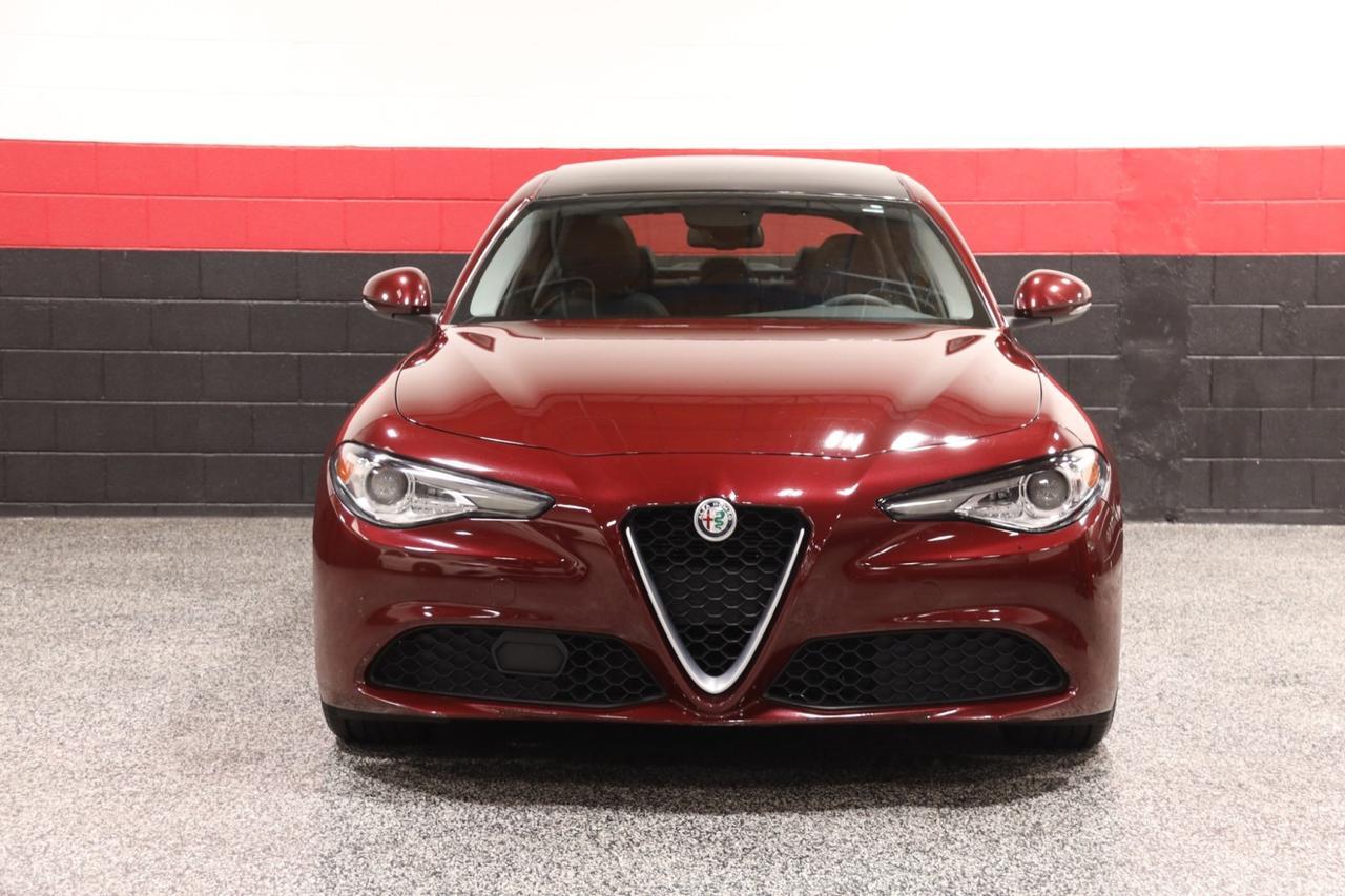 2017 Alfa Romeo Giulia w/Navigation 4dr Sedan Skokie IL