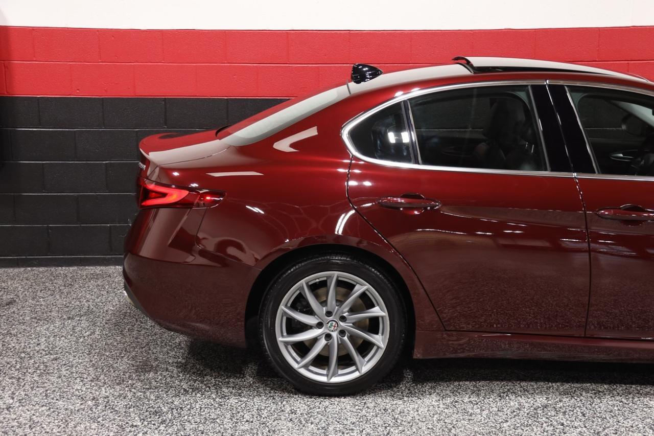 2017 Alfa Romeo Giulia w/Navigation 4dr Sedan Skokie IL