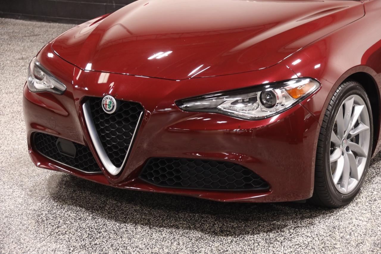 2017 Alfa Romeo Giulia w/Navigation 4dr Sedan Skokie IL