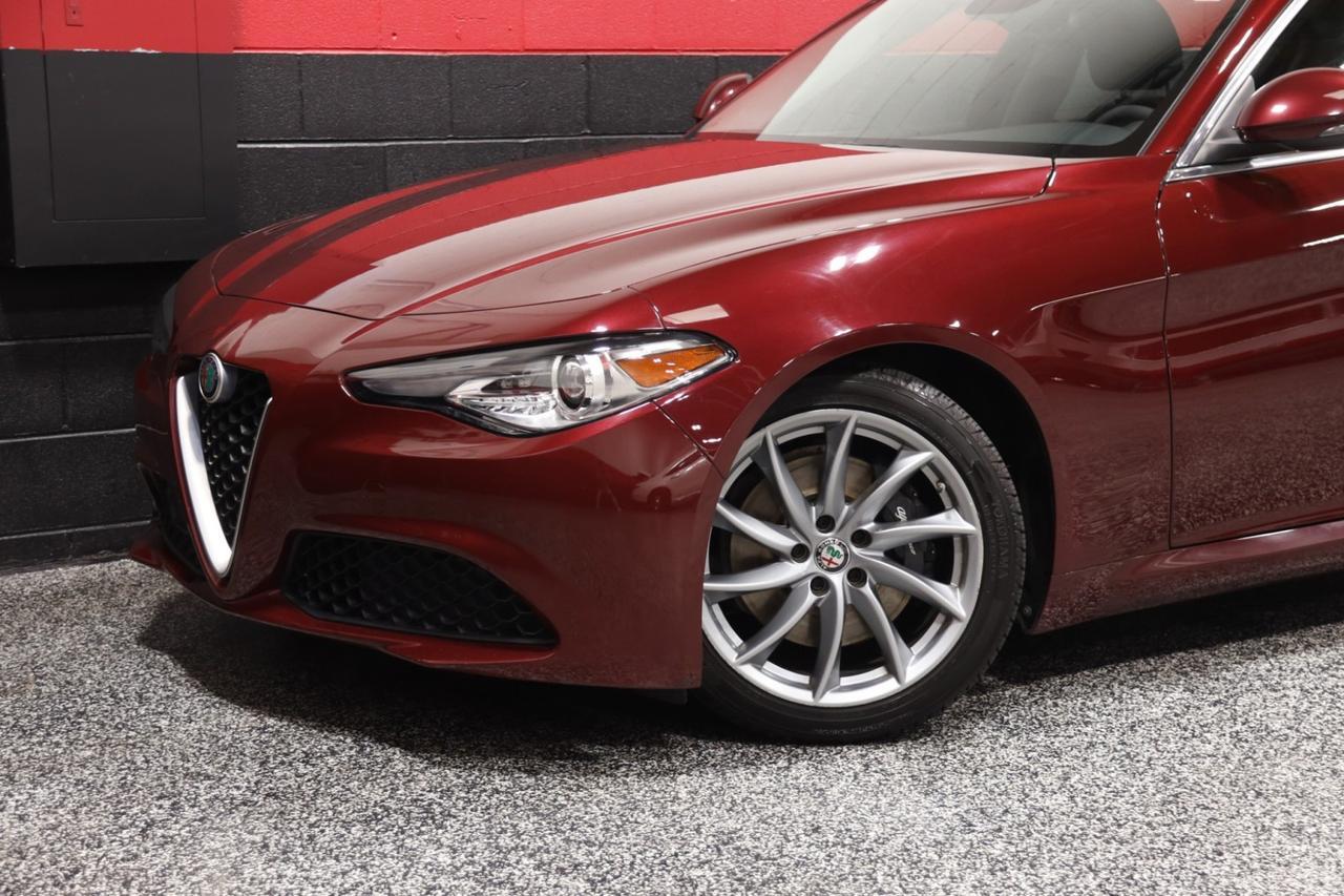 2017 Alfa Romeo Giulia w/Navigation 4dr Sedan Skokie IL