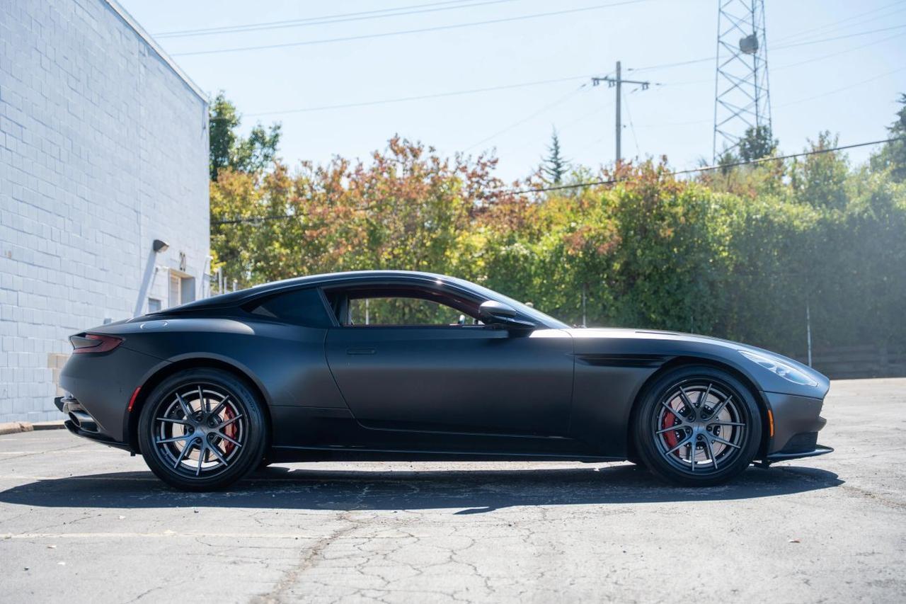 2017 Aston Martin DB11 Coupe 2D St. Louis MO