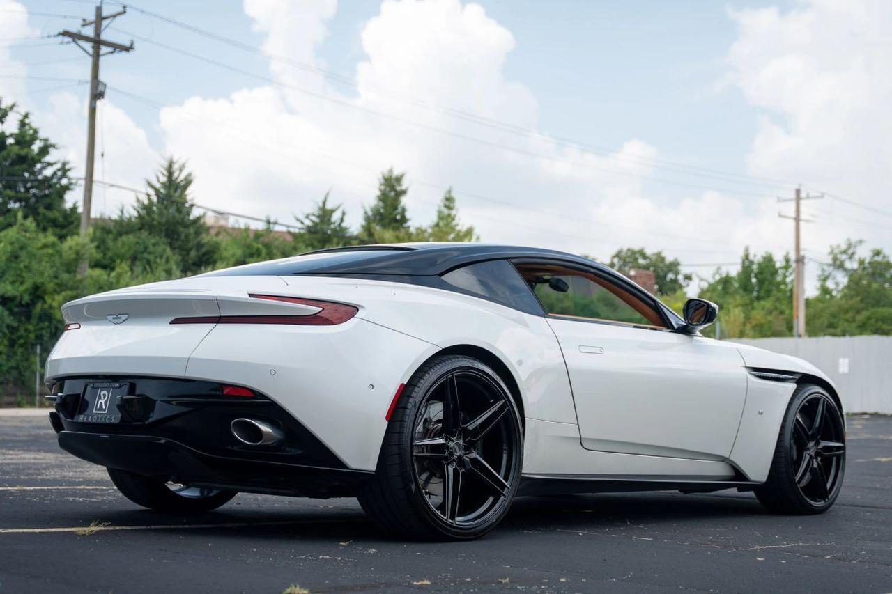 2017 Aston Martin DB11 Coupe 2D St. Louis MO