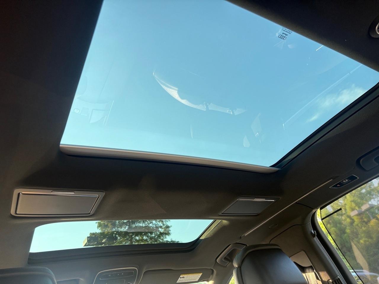 2017 Audi A8 L 333HP ENGINE, BACKUP CAMERA, HEATED & VENTILATED SEATS, BOSE SOUND SYSTEM, PANORAMIC MOONROOF, NAVIGATION, LOW MILEAGE, DRIVE IN LUXURY! Virginia Beach VA