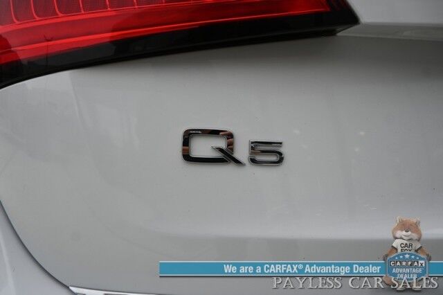 2017 Audi Q5 Premium Plus / AWD / Power & Heated Leather Seats / Navigation / Panoramic Sunroof / Bluetooth / Back Up Camera / Keyless Entry & Start / Cruise Control / Rear Parking Sensors / Power Liftgate / 27 MPG Anchorage AK