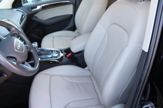 2017 Audi Q5 Premium W/ NAVI Melbourne FL