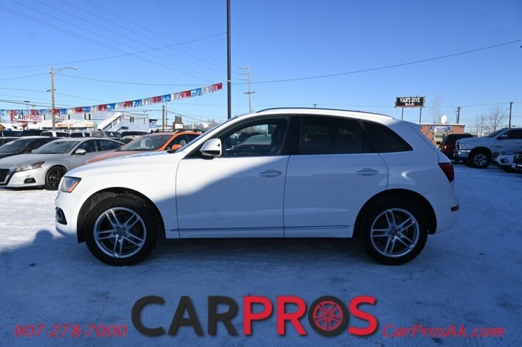 2017 Audi Q5 Quattro Premium - All Wheel Drive - Front Power Leather Heated Seats - Keyless Entry w/ Push To Start - Fog Lights - Navigation & Convenience Pkg - Bluetooth - Backup Camera - Universal Garage Opener - Panoramic Moonroof - 1 Owner