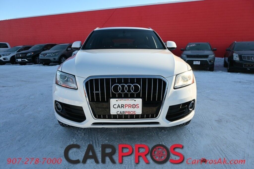 2017 Audi Q5 Quattro Premium - All Wheel Drive - Front Power Leather Heated Seats - Keyless Entry w/ Push To Start - Fog Lights - Navigation & Convenience Pkg - Bluetooth - Backup Camera - Universal Garage Opener - Panoramic Moonroof - 1 Owner