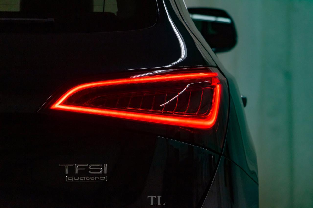 2017 Audi Q5 Quattro Progressiv 3.0T Leather Roof Nav BCam Red Deer AB