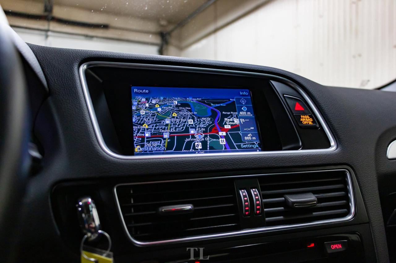 2017 Audi Q5 Quattro Progressiv 3.0T Leather Roof Nav BCam Red Deer AB