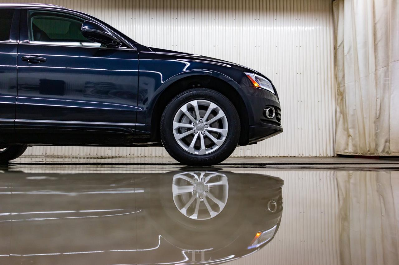 2017 Audi Q5 Quattro Progressiv 3.0T Leather Roof Nav BCam Red Deer AB