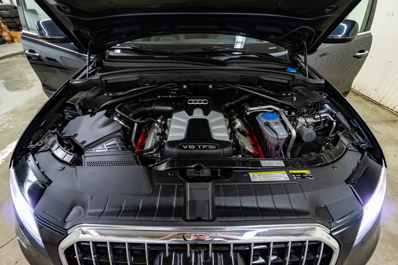 2017 Audi Q5 Quattro Progressiv 3.0T Leather Roof Nav BCam Red Deer AB