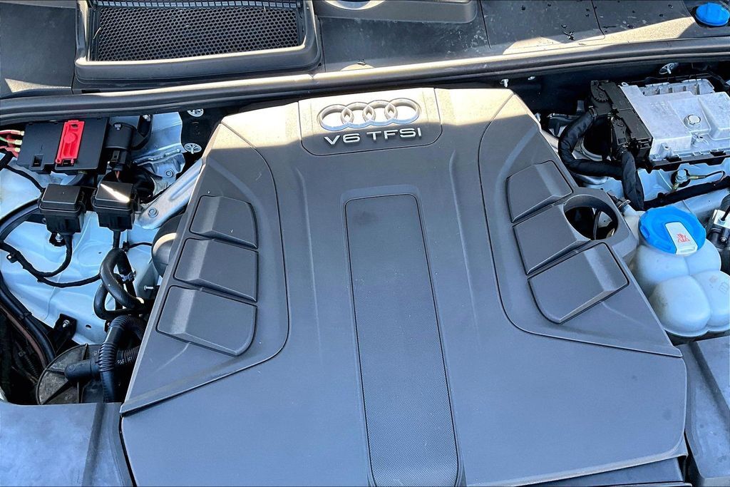 2017 Audi Q7 3.0T Prestige OR