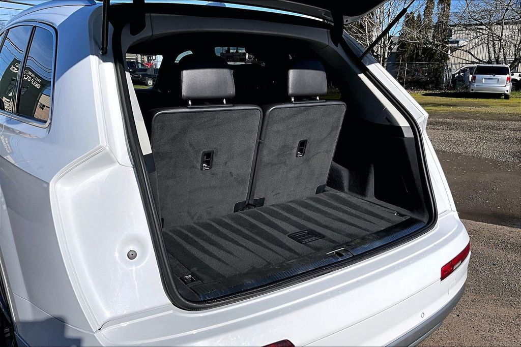 2017 Audi Q7 3.0T Prestige OR