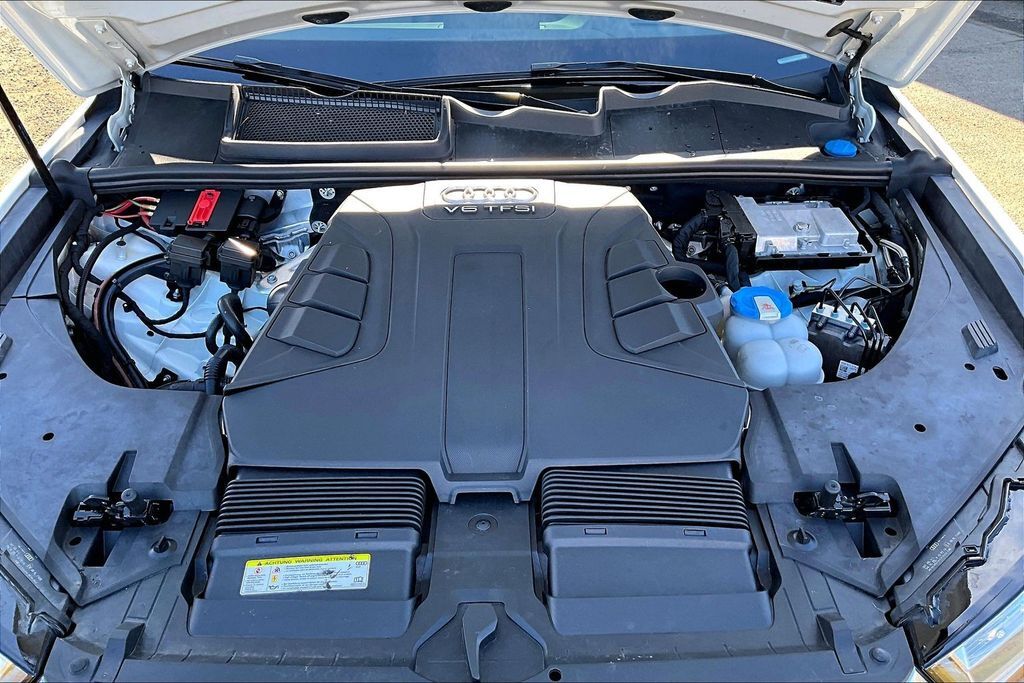 2017 Audi Q7 3.0T Prestige OR