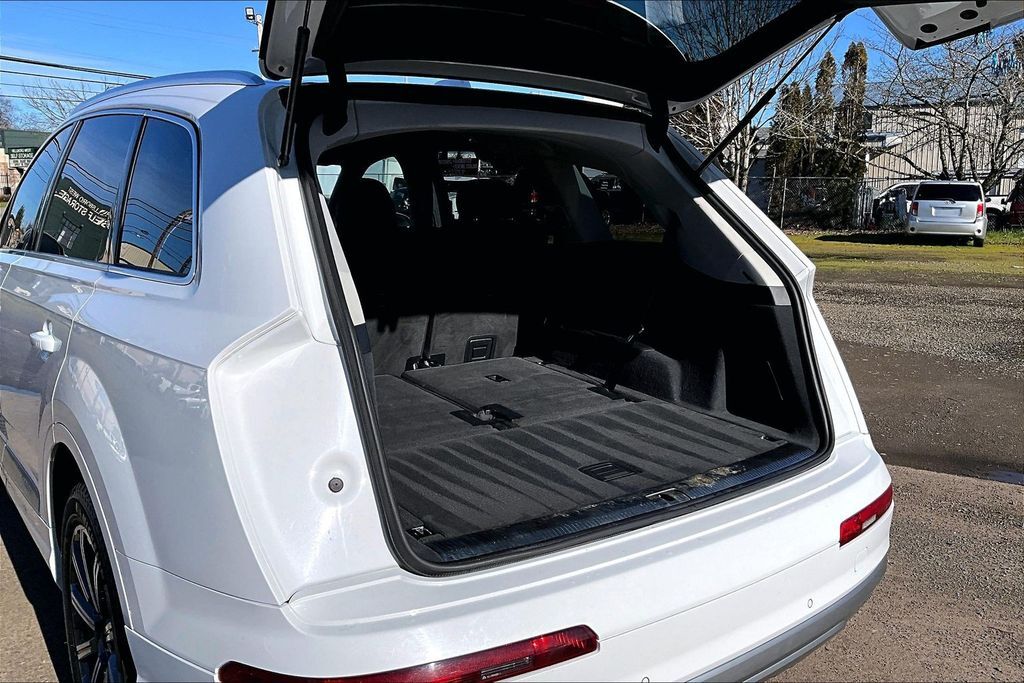 2017 Audi Q7 3.0T Prestige OR