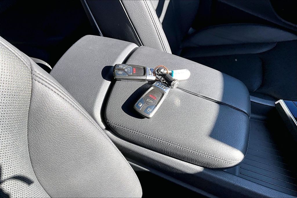 2017 Audi Q7 3.0T Prestige OR