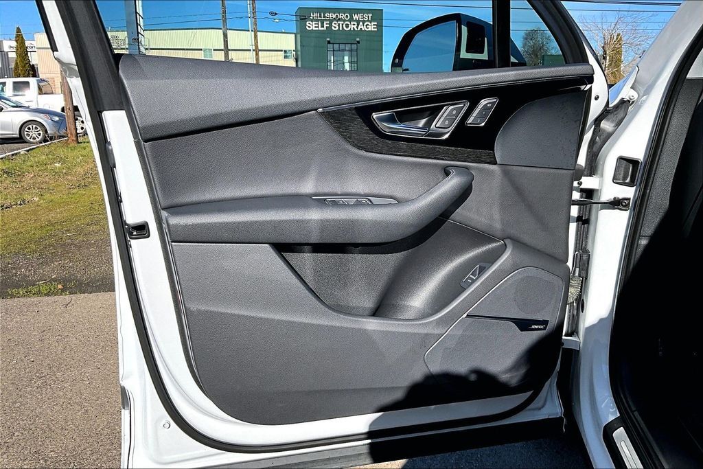 2017 Audi Q7 3.0T Prestige OR