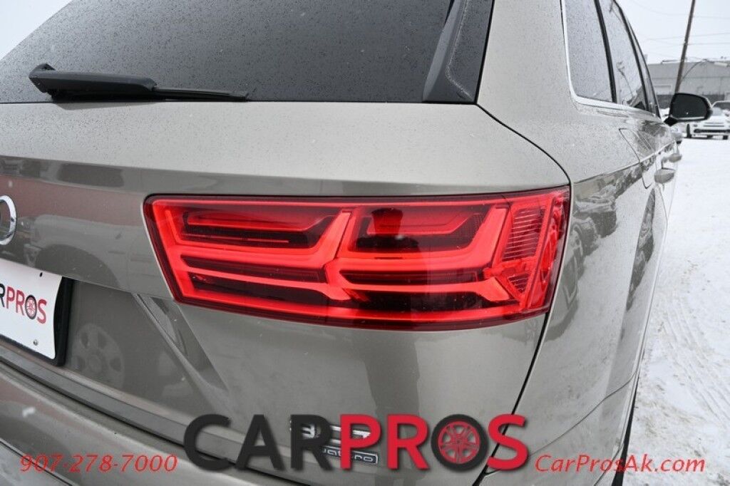 2017 Audi Q7 3.0T Quattro Prestige Supercharged - AWD - Heated & Cooled Front Leather Seats - Heated Steering Wheel - 2nd Row Heated Seats - 3rd Row - Seats 7 - HUD - 4 Zone Climate Control - Panoramic Moonroof - 3D Bose Surround System - NAV - Backup Camera Anchorage AK