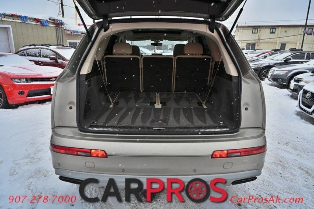 2017 Audi Q7 3.0T Quattro Prestige Supercharged - AWD - Heated & Cooled Front Leather Seats - Heated Steering Wheel - 2nd Row Heated Seats - 3rd Row - Seats 7 - HUD - 4 Zone Climate Control - Panoramic Moonroof - 3D Bose Surround System - NAV - Backup Camera Anchorage AK