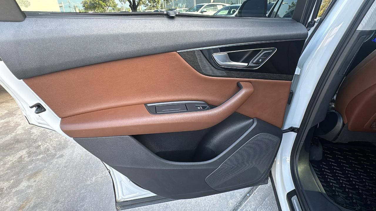 2017 Audi Q7 Premium Plus  Selma TX