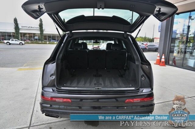 2017 Audi Q7 Prestige / S-Line / AWD / Heated & Cooled Leather Seats / Heated Steering Wheel / Navigation / Sunroof / Bang & Olufsen / HUD / 3rd Row / Seats 7 / Adaptive Cruise / Blind Spot Alert / Keyless Entry & Start / 1-Owner Anchorage AK