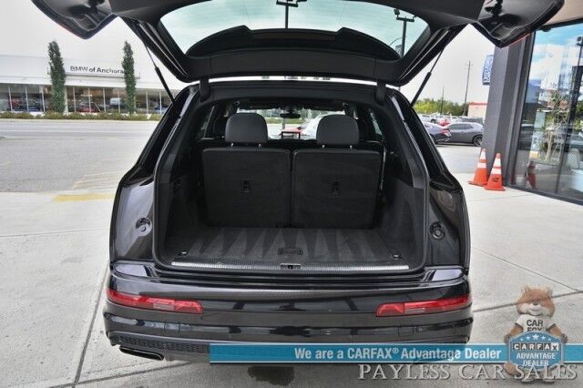 2017 Audi Q7 Prestige / S-Line / AWD / Heated & Cooled Leather Seats / Heated Steering Wheel / Navigation / Sunroof / Bang & Olufsen / HUD / 3rd Row / Seats 7 / Adaptive Cruise / Blind Spot Alert / Keyless Entry & Start / 1-Owner Anchorage AK