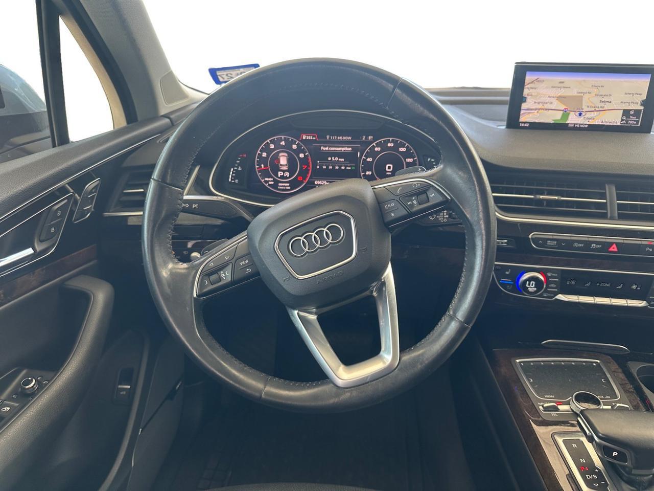 2017 Audi Q7 Prestige  Selma TX