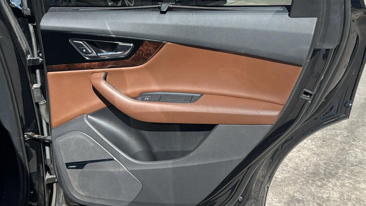 2017 Audi Q7 Prestige  Selma TX