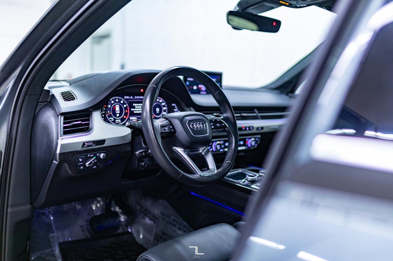 2017 Audi Q7 Quattro Technik S-Line Leather Roof Nav BCam Red Deer AB