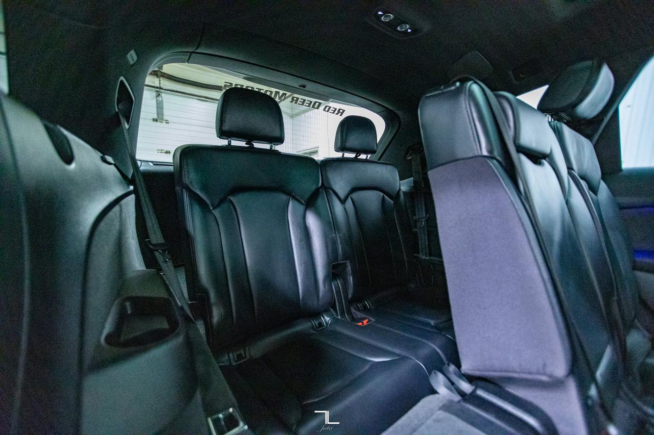 2017 Audi Q7 Quattro Technik S-Line Leather Roof Nav BCam Red Deer AB